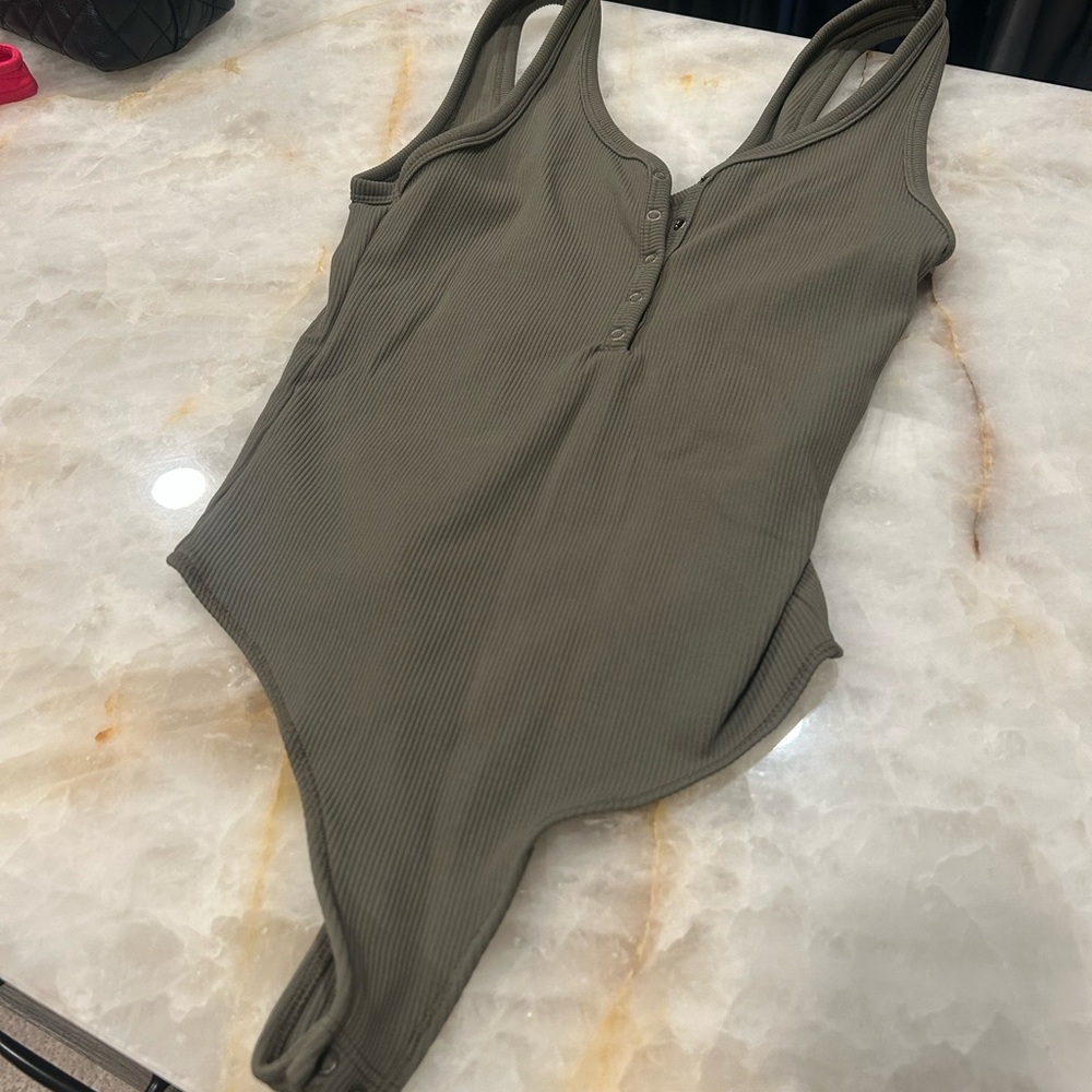 Olive Abercrombie & Fitch Bodysuit